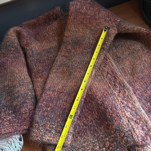 Women's hand knitted beautiful wool wooden buttons, Knit cardi wood buttons - Picture 7 of 13